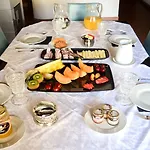 Relais Del Porto Гостевой дом Кальяри