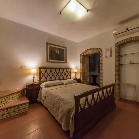 Relais Del Porto Guest house 2*